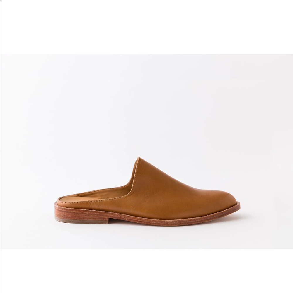 ADRA SLIDE- worn once